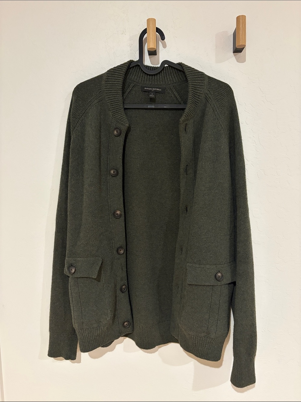 Banana Republic Dark Olive Button-Front Men's Cardigan